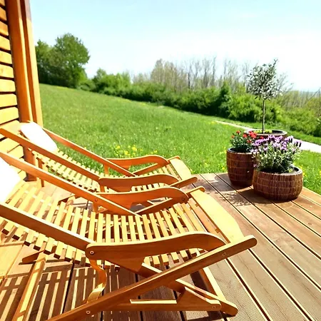 Relax House Aurora